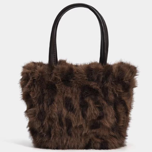 Leopard print plush mini tote bag, women's new autumn/winter style, fluffy handbag, commuter shoulder bag.